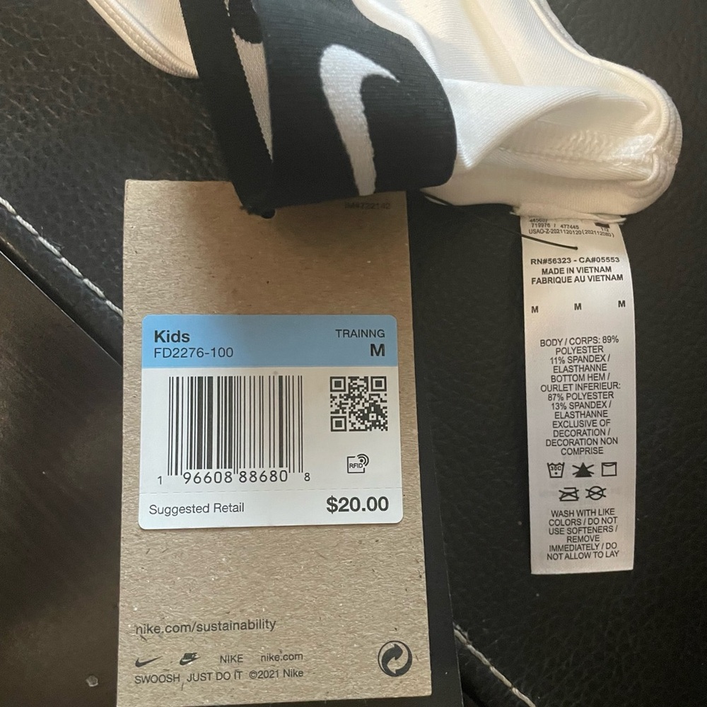 New Nike Training Dri-Fit sports bra with light support